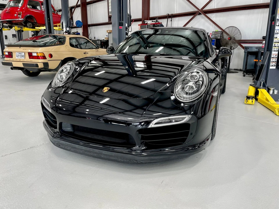 2015 Porsche 991 Turbo S - Image 10 of 24
