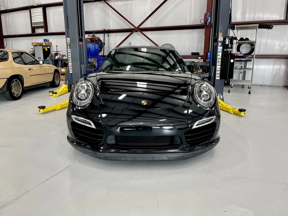 2015 Porsche 991 Turbo S - Image 12 of 24