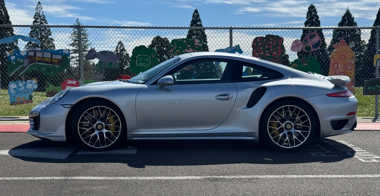 2015 Porsche 991 Turbo S - Image 2 of 9