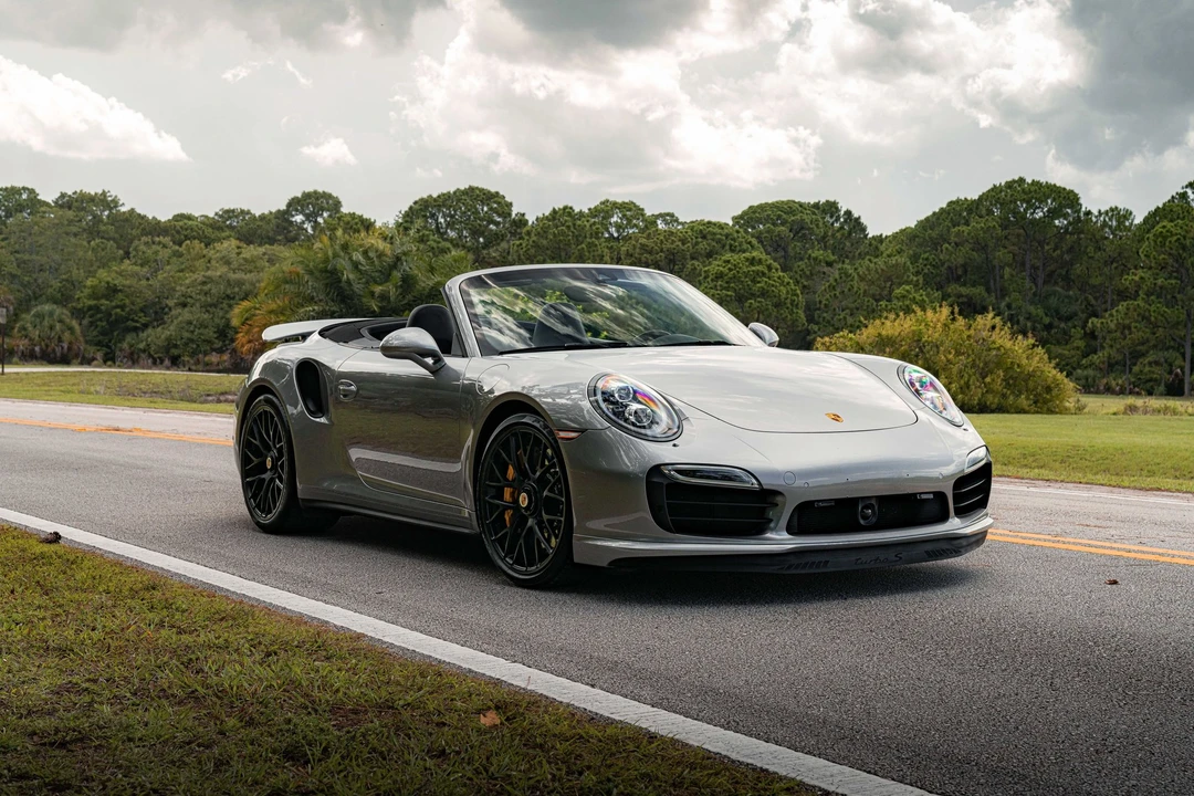 2015 Porsche 991 Turbo S - Image 5 of 15