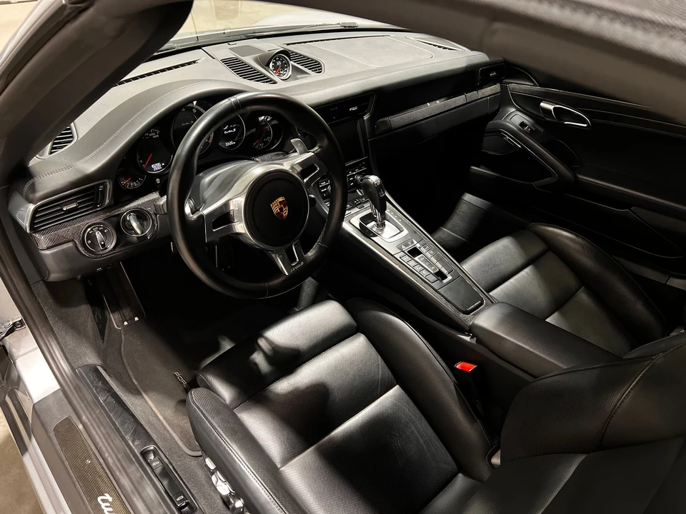 2015 Porsche 991 Turbo S - Image 13 of 15