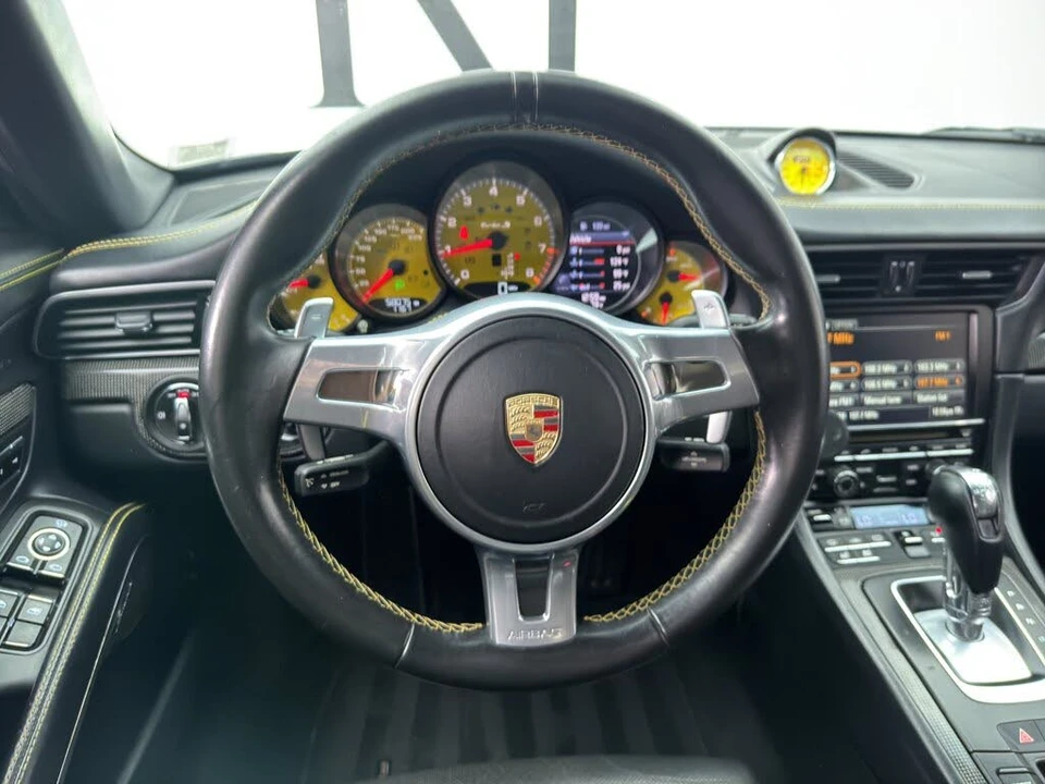 2015 Porsche 991 Turbo S - Image 27 of 31