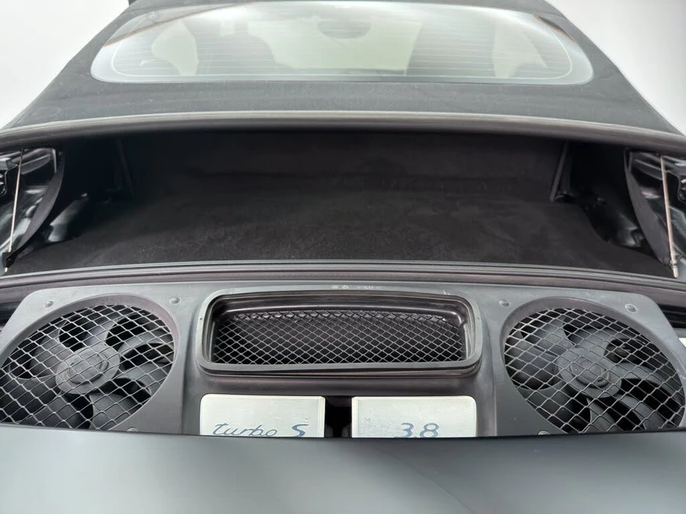 2015 Porsche 991 Turbo S - Image 28 of 31