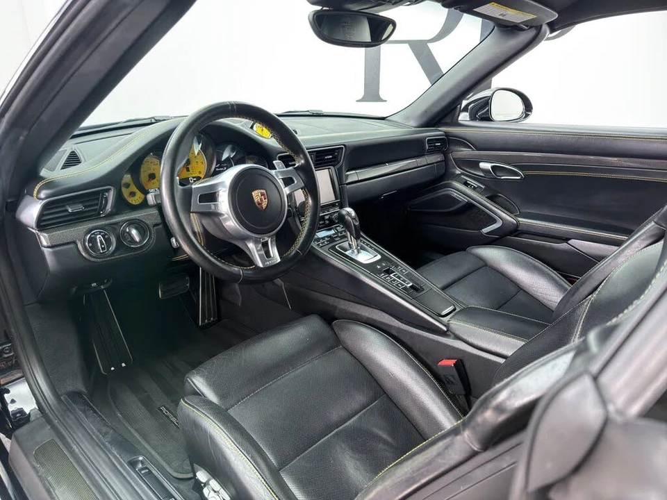 2015 Porsche 991 Turbo S - Image 24 of 31