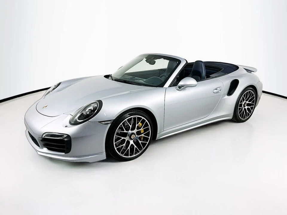 2015 Porsche 991 Turbo S - Image 24 of 28