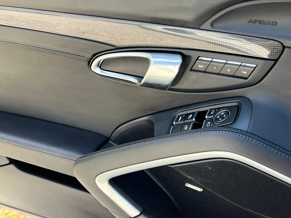 2015 Porsche 991 Turbo S - Image 28 of 31