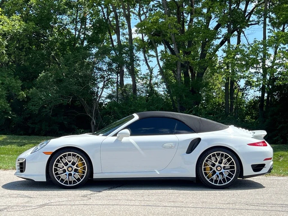 2015 Porsche 991 Turbo S - Image 2 of 31