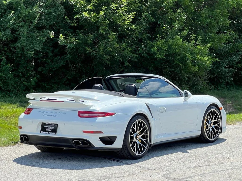 2015 Porsche 991 Turbo S - Image 8 of 31