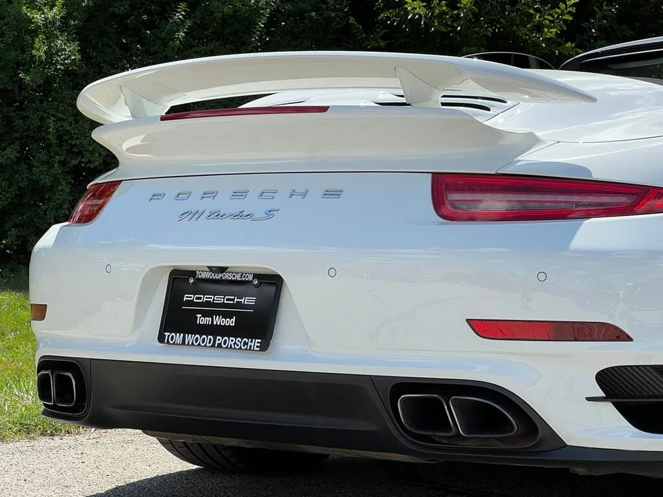 2015 Porsche 991 Turbo S - Image 11 of 31