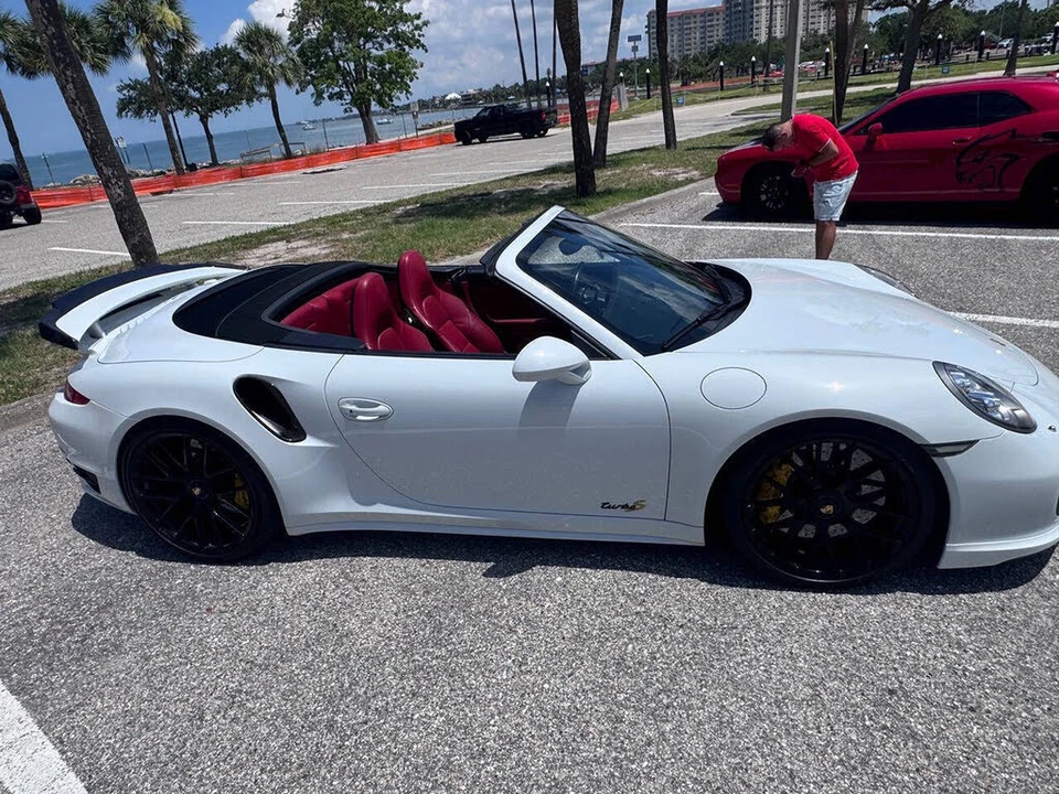 2015 Porsche 991 Turbo S - Image 18 of 31