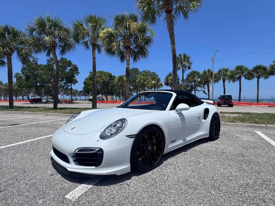 2015 Porsche 991 Turbo S - Image 7 of 31