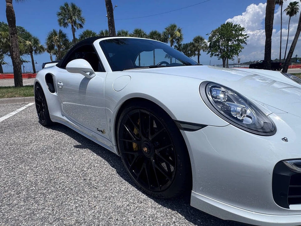 2015 Porsche 991 Turbo S - Image 30 of 31