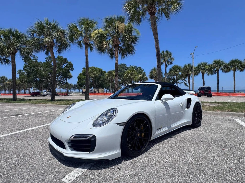 2015 Porsche 991 Turbo S - Image 6 of 31