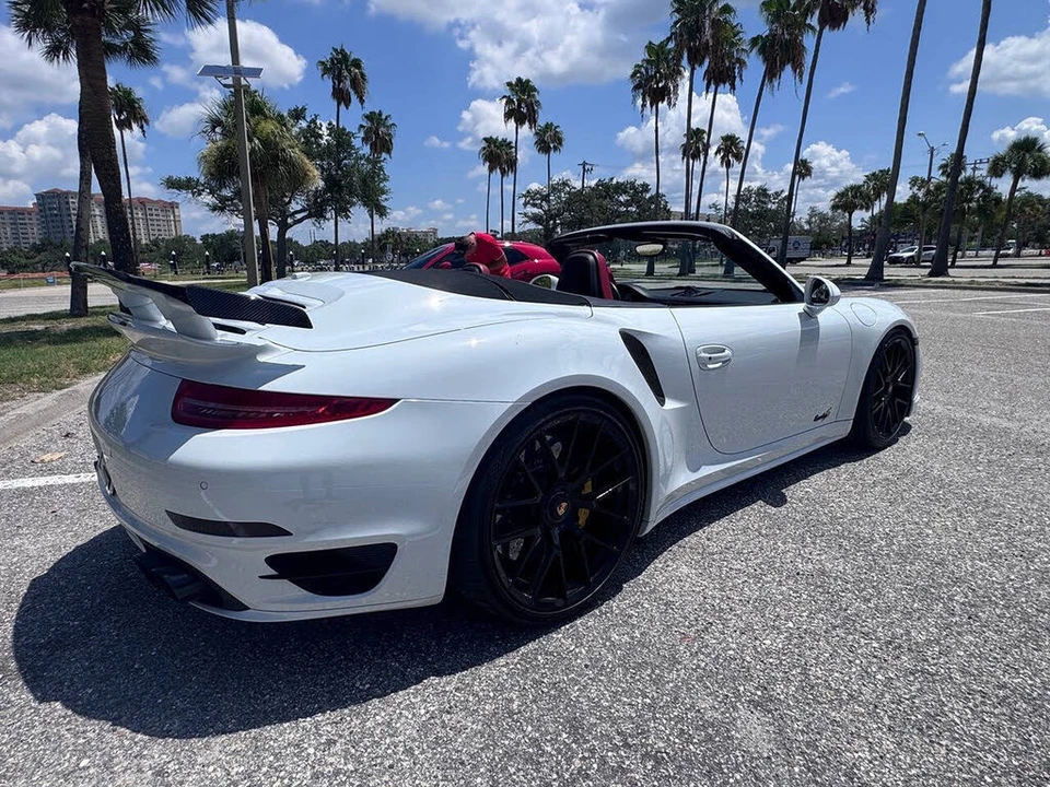 2015 Porsche 991 Turbo S - Image 21 of 31