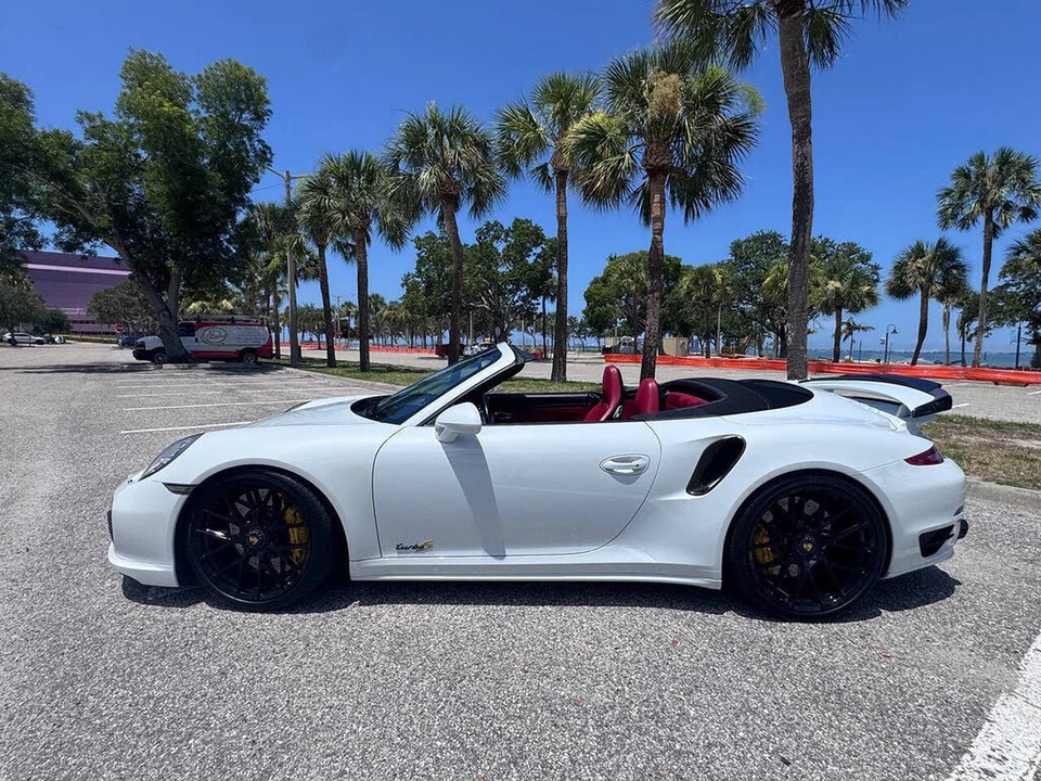 2015 Porsche 991 Turbo S - Image 14 of 31