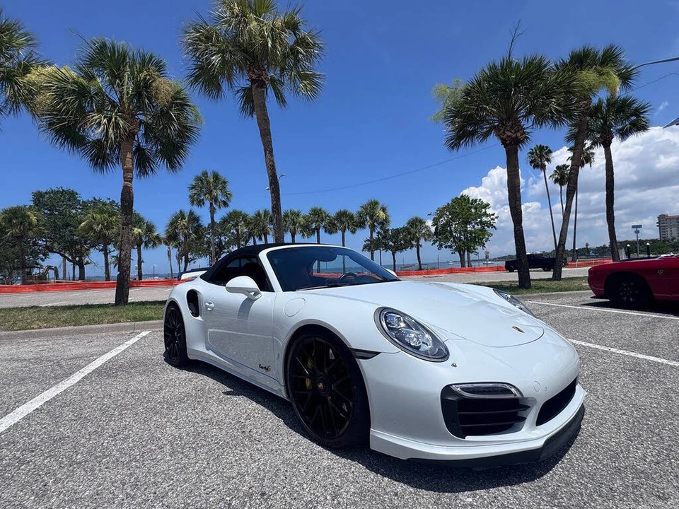 2015 Porsche 991 Turbo S - Image 11 of 31