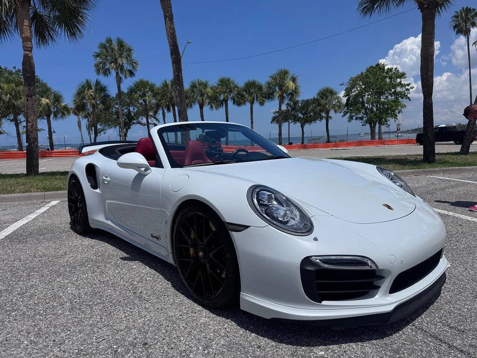 2015 Porsche 991 Turbo S - Image 9 of 31