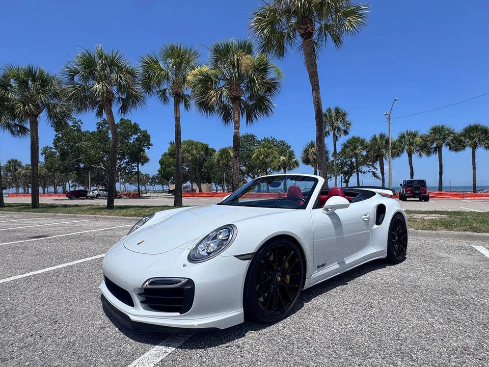 2015 Porsche 991 Turbo S - Image 2 of 31