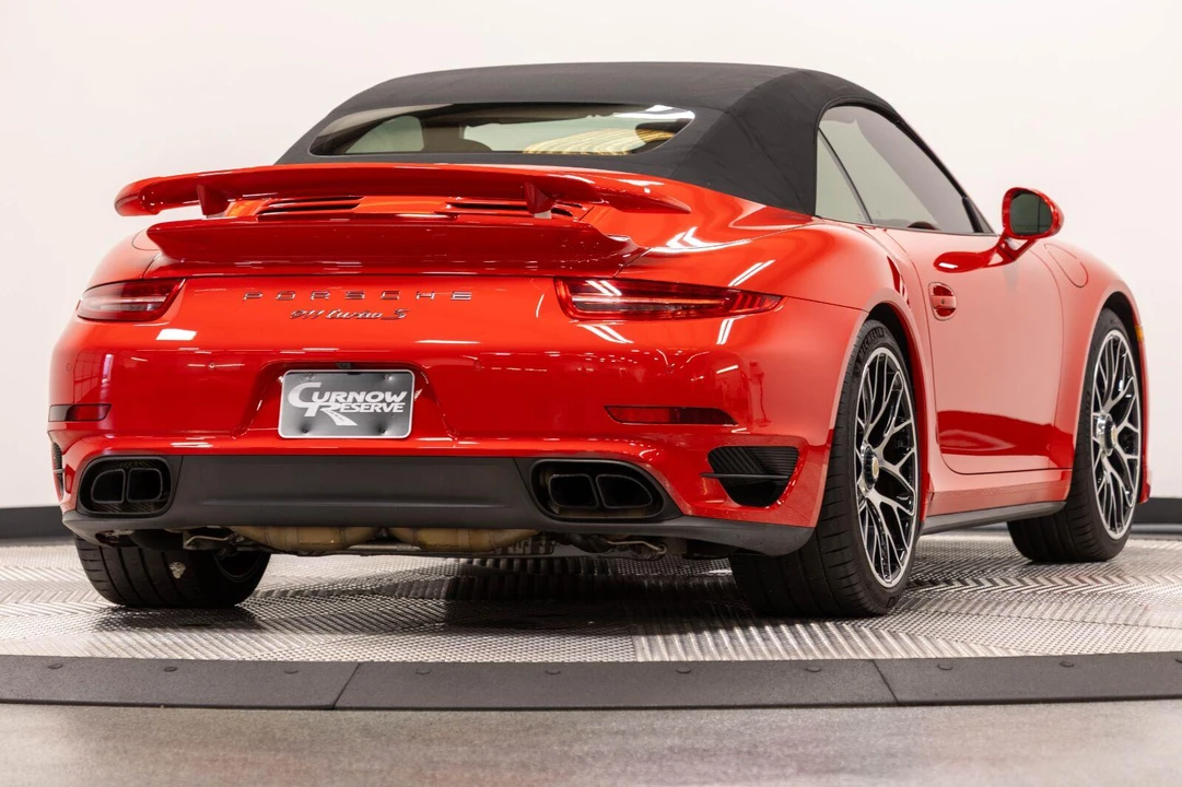 2015 Porsche 991 Turbo S - Image 27 of 31
