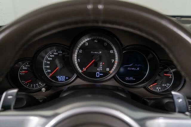 2015 Porsche 991 Turbo S - Image 19 of 31