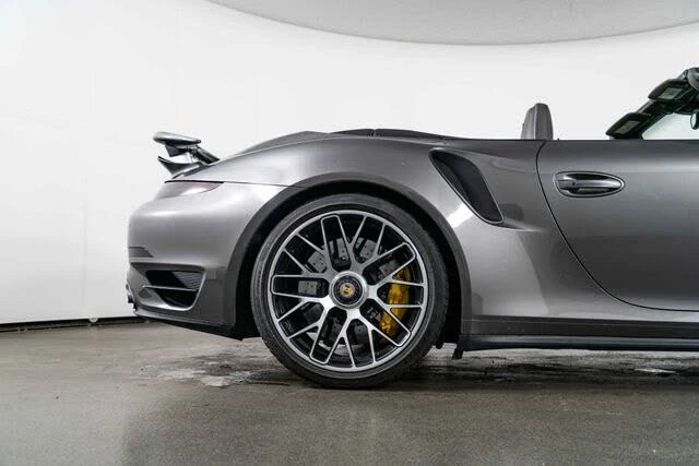 2015 Porsche 991 Turbo S - Image 10 of 31