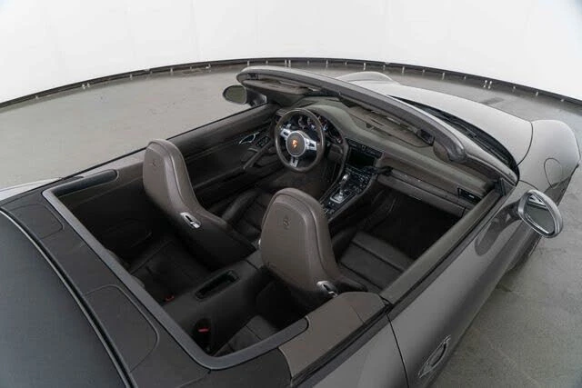 2015 Porsche 991 Turbo S - Image 26 of 31