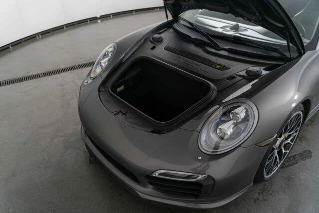 2015 Porsche 991 Turbo S - Image 28 of 31