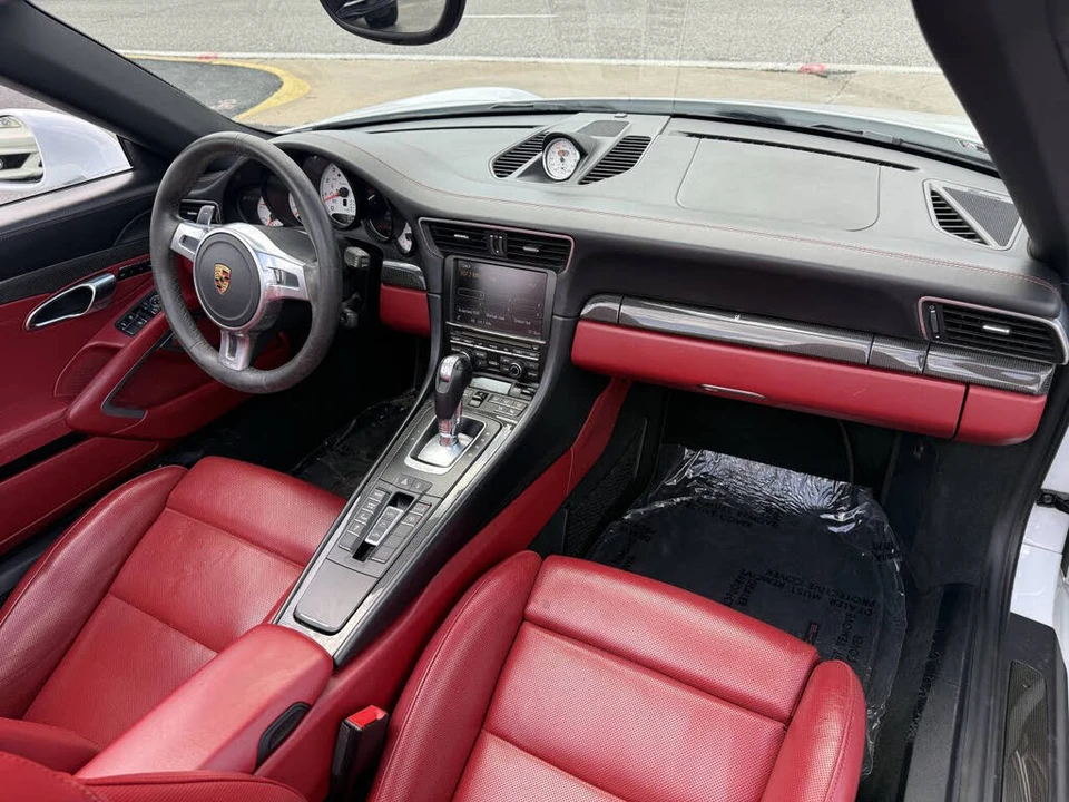 2015 Porsche 991 Turbo S - Image 11 of 24
