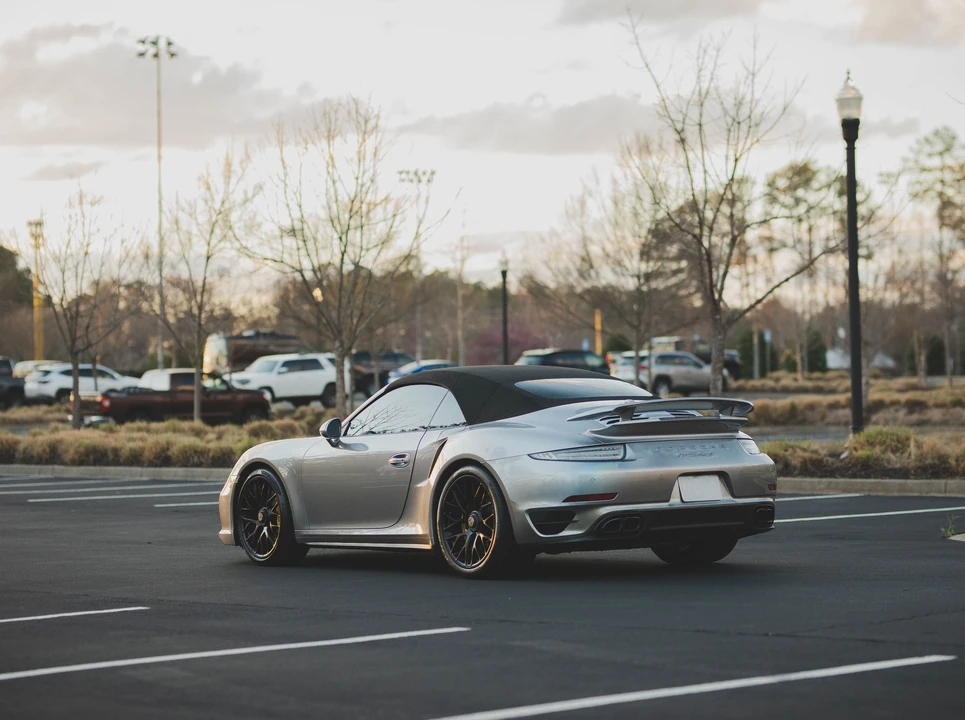 2015 Porsche 991 Turbo - Image 15 of 29