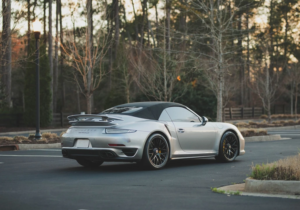 2015 Porsche 991 Turbo - Image 16 of 29