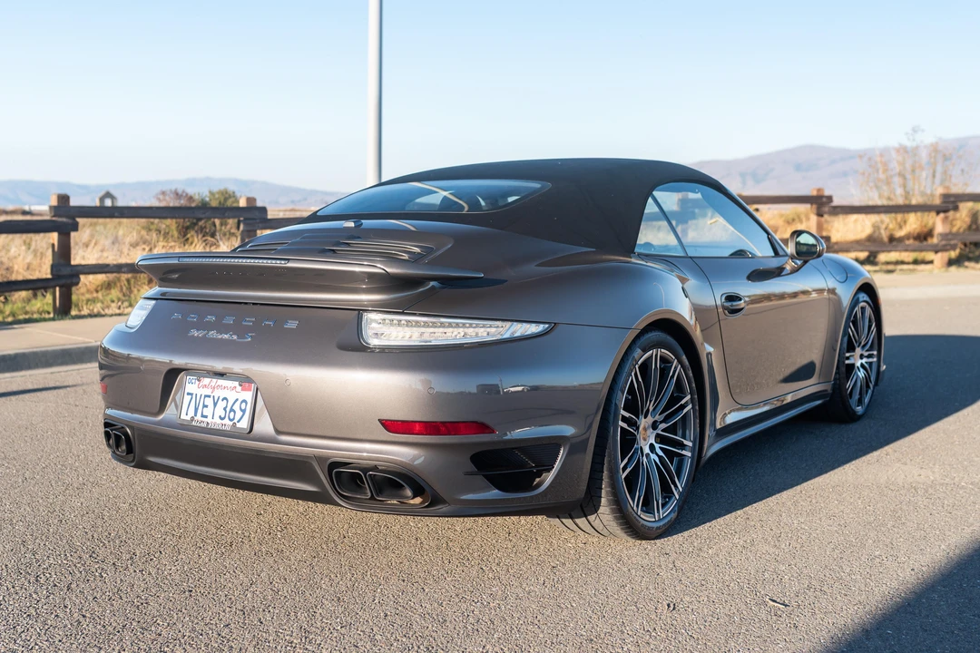 2015 Porsche 991 Turbo S - Image 14 of 31