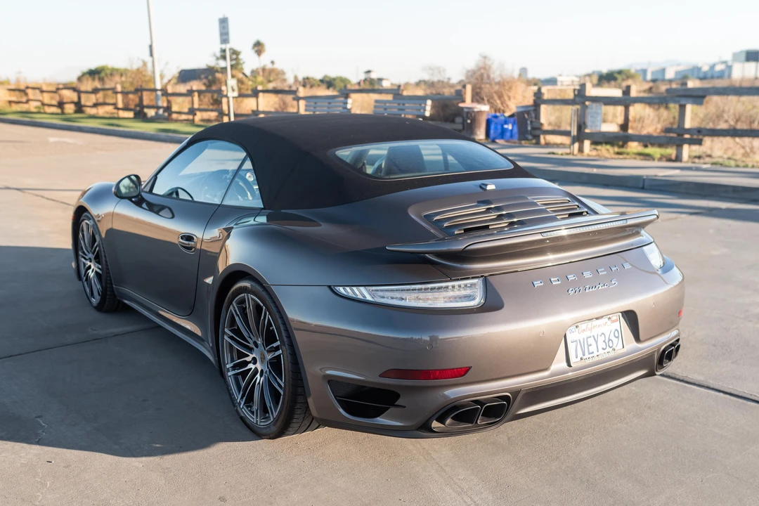 2015 Porsche 991 Turbo S - Image 11 of 31