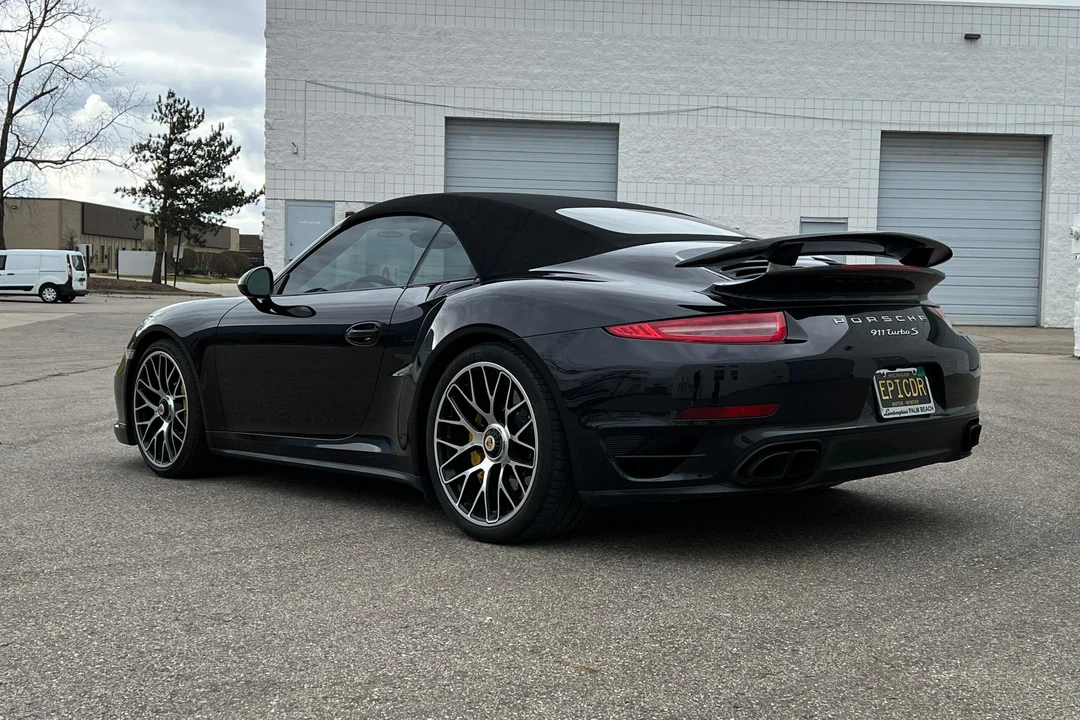 2015 Porsche 991 Turbo - Image 15 of 31