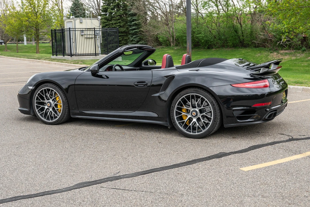 2015 Porsche 991 Turbo - Image 14 of 31