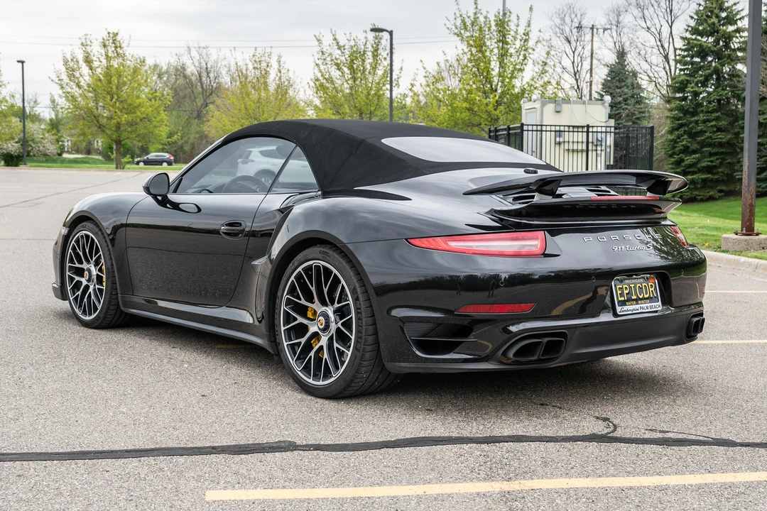 2015 Porsche 991 Turbo - Image 16 of 31