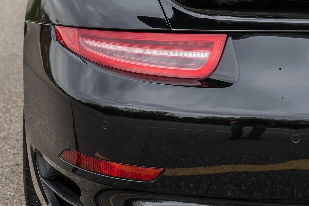 2015 Porsche 991 Turbo - Image 30 of 31