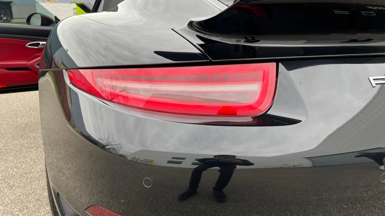 2015 Porsche 991 Turbo - Image 29 of 31