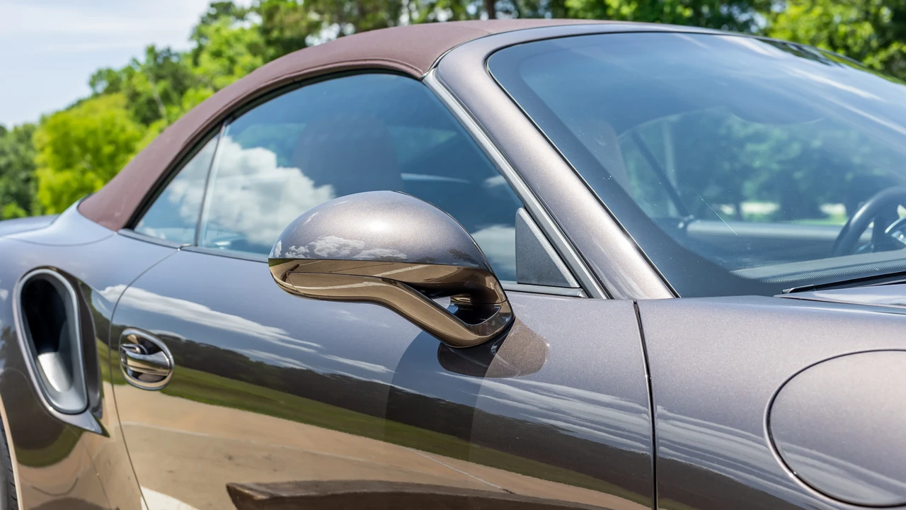 2015 Porsche 991 Turbo S - Image 29 of 31