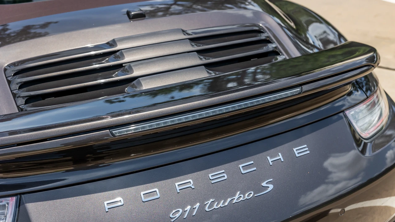 2015 Porsche 991 Turbo S - Image 27 of 31