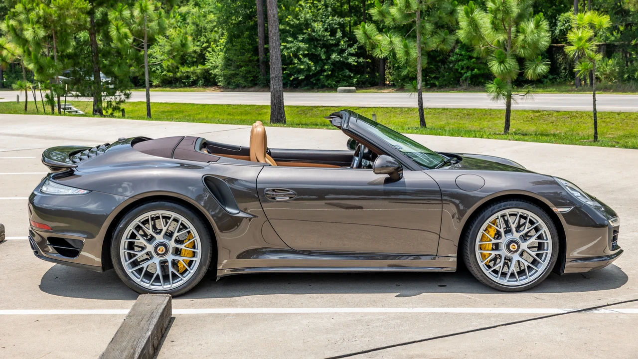 2015 Porsche 991 Turbo S - Image 4 of 31