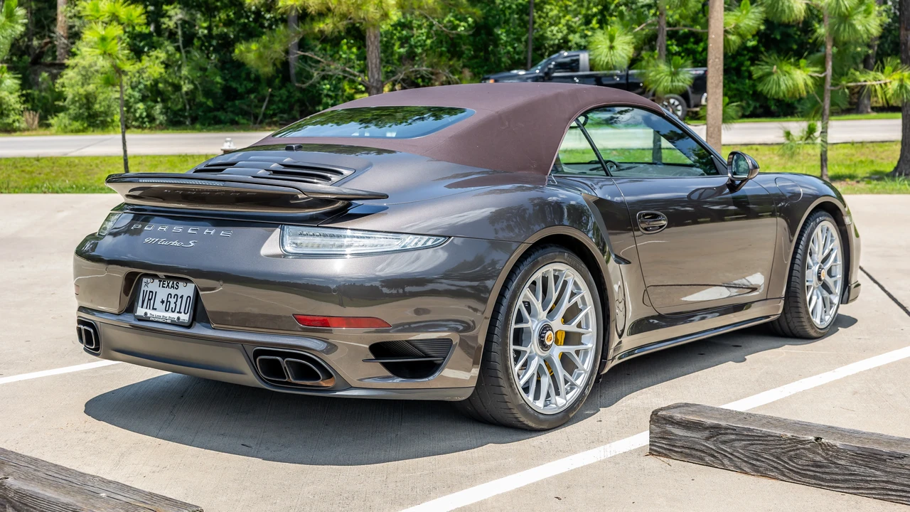 2015 Porsche 991 Turbo S - Image 12 of 31