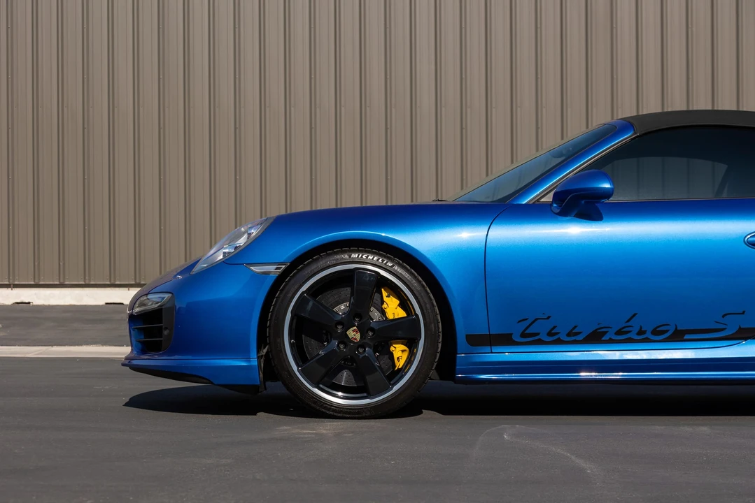 2015 Porsche 991 Turbo S - Image 18 of 31