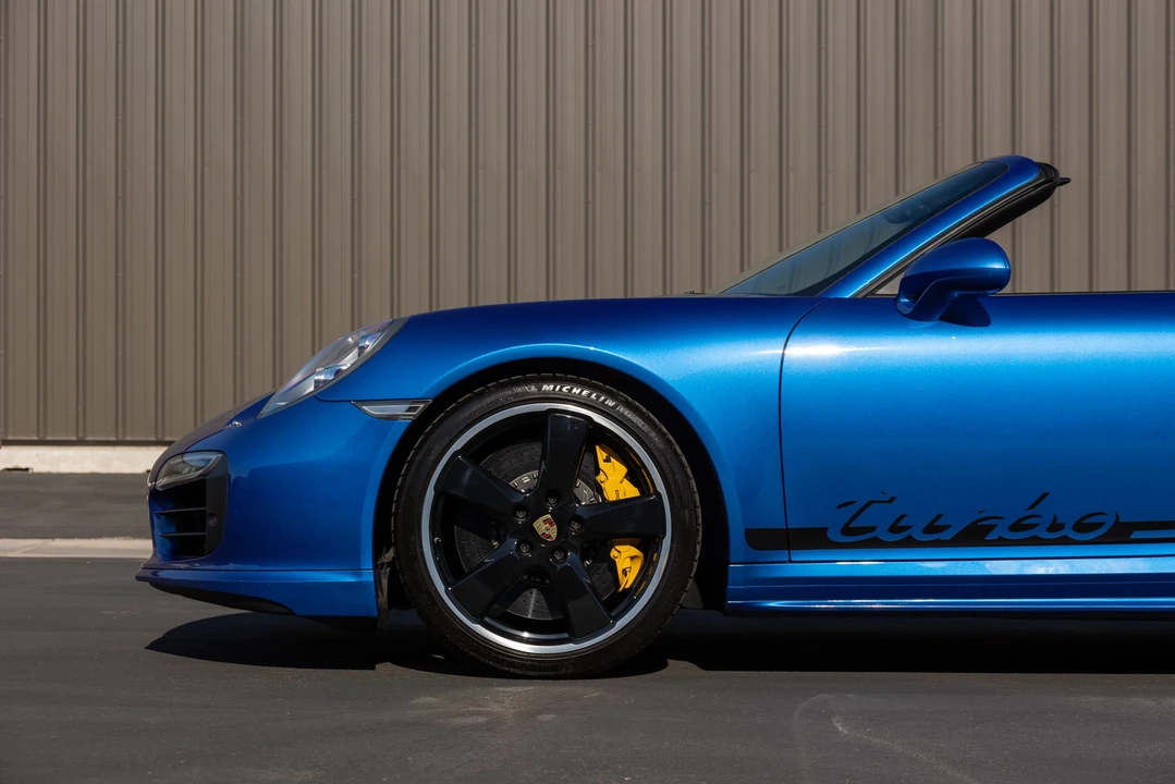 2015 Porsche 991 Turbo S - Image 22 of 31