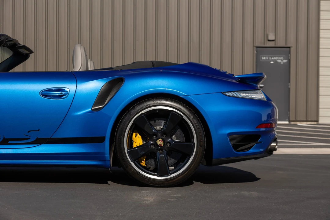 2015 Porsche 991 Turbo S - Image 23 of 31