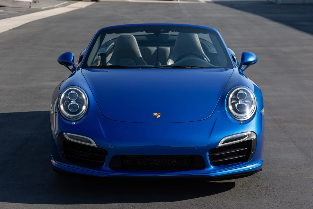 2015 Porsche 991 Turbo S - Image 9 of 31
