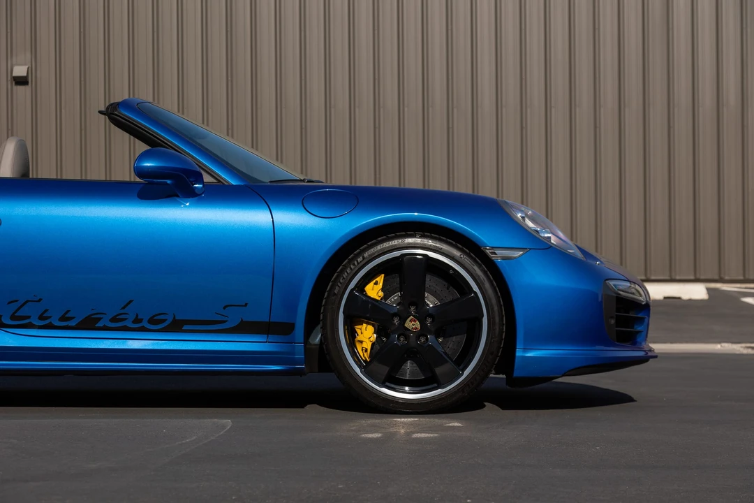 2015 Porsche 991 Turbo S - Image 25 of 31