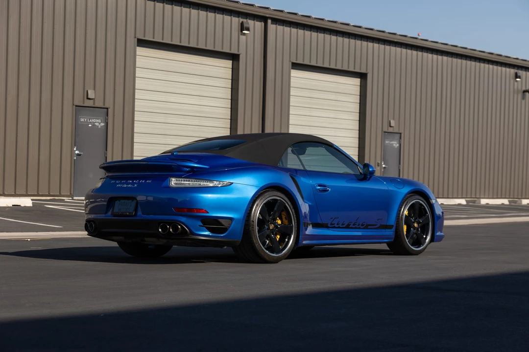 2015 Porsche 991 Turbo S - Image 14 of 31