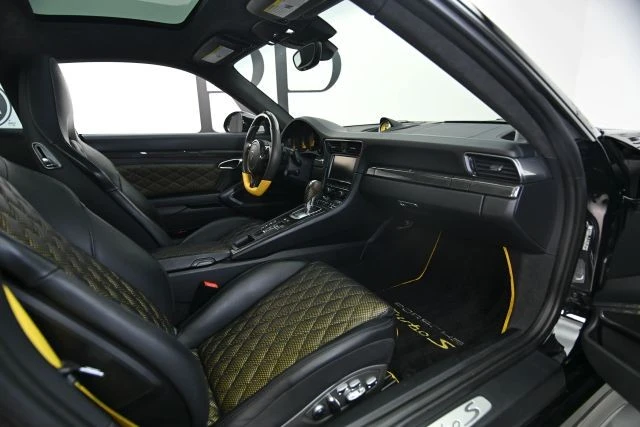 2015 Porsche - Image 18 of 24