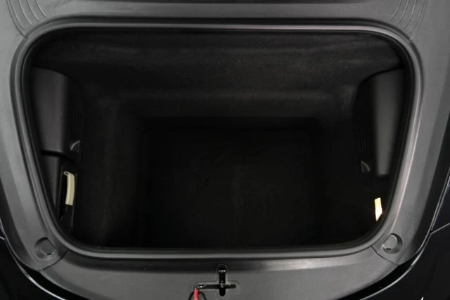 2015 Porsche - Image 22 of 24