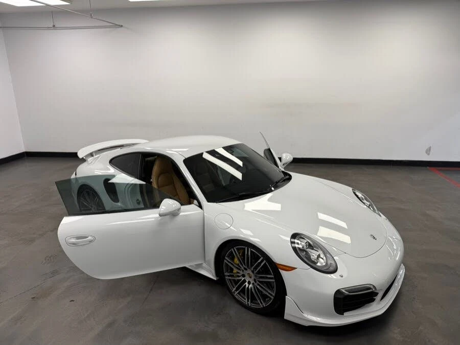 2015 Porsche 991 Turbo S - Image 29 of 31